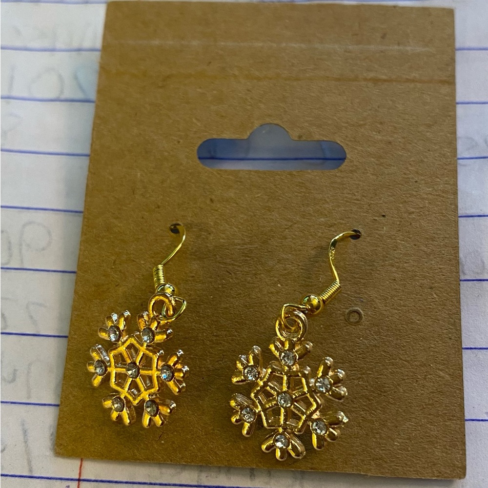 Snowflake earrings
